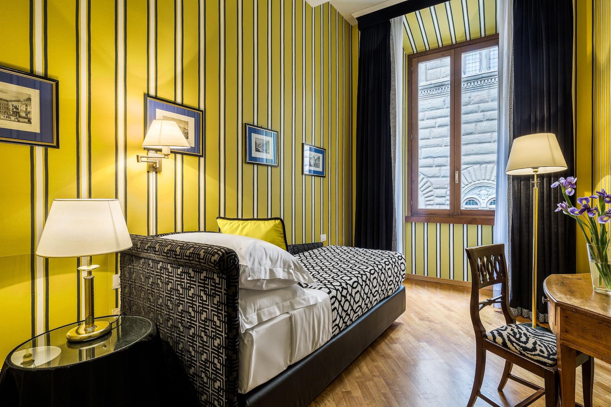 Room Mate Collection Isabella, Firenze Bagian luar foto